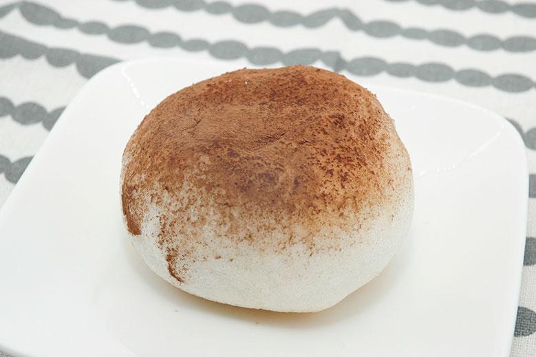 ●ホボクリム –ほぼほぼクリームのシュー(ショコラ)-(税込245円)