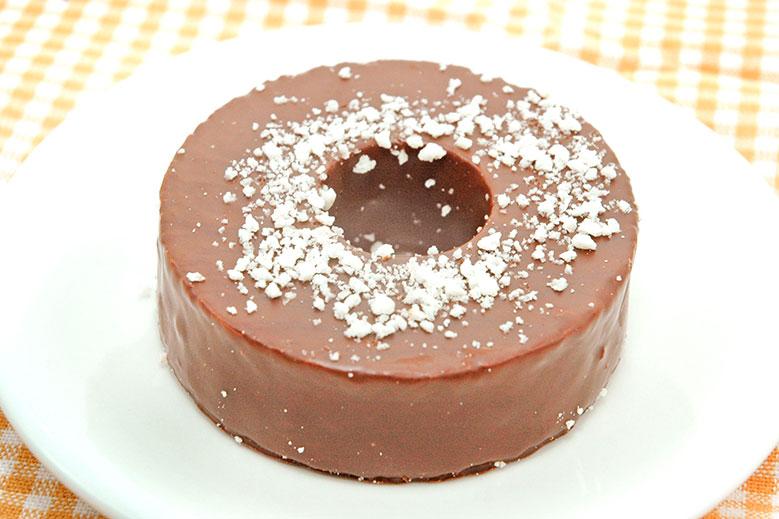 ●セブンカフェ チョコレートバウムクーヘン(税込 207円)