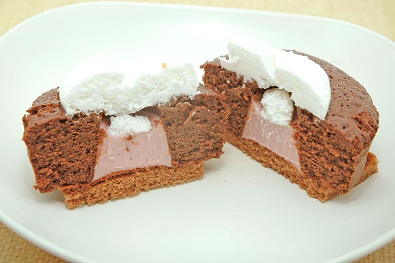 ●ショコラケーキ ルビーチョコソース(税込 298円)