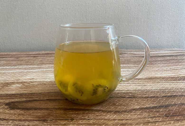 「水果茶」レシピ③凍頂烏龍茶×キウイ