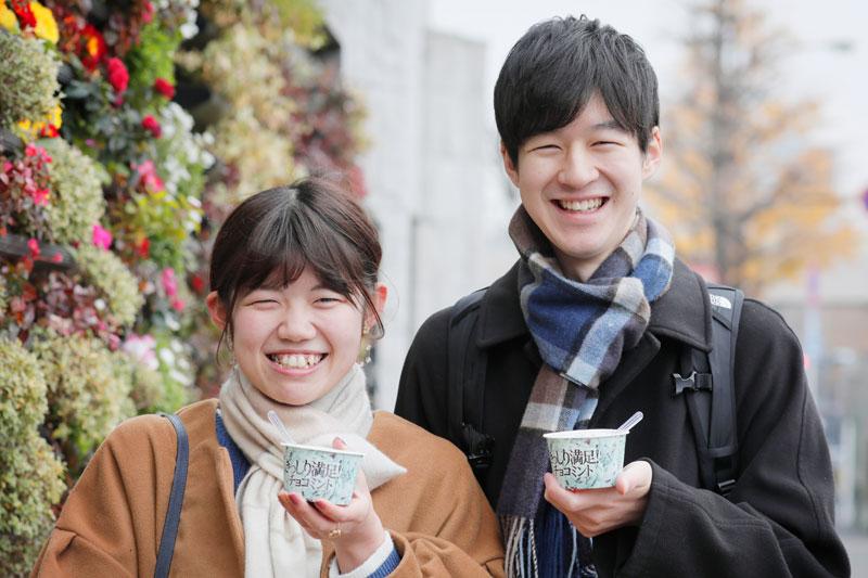 ファミマ限定「ぎっしり満足！チョコミント」を食べてみた④