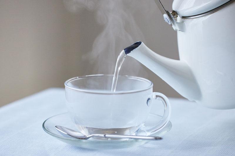紅茶のいれ方】Afternoon Tea直伝！ ティーバッグ紅茶をおいしくいれるコツと絶品アレンジレシピ #PR | ニュース[最新記事一覧] |  Predeli Style［プレデリスタイル］－暮らしを賢く、おいしく、シンプルに