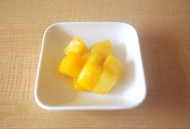 水果茶に入れるフルーツ パイナップル